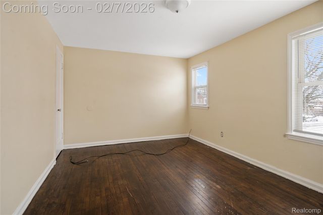 19302 Meyers Road, Detroit, MI 48235