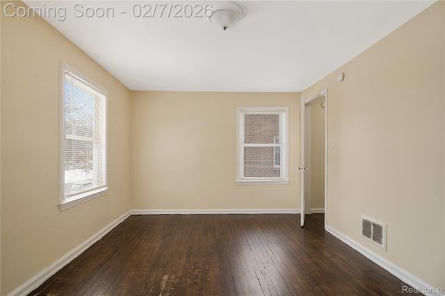 19302 Meyers Road, Detroit, MI 48235