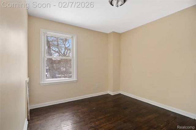 19302 Meyers Road, Detroit, MI 48235