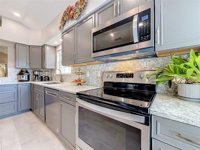 5859 PRINCESS CAROLINE PLACE, Leesburg, FL 34748