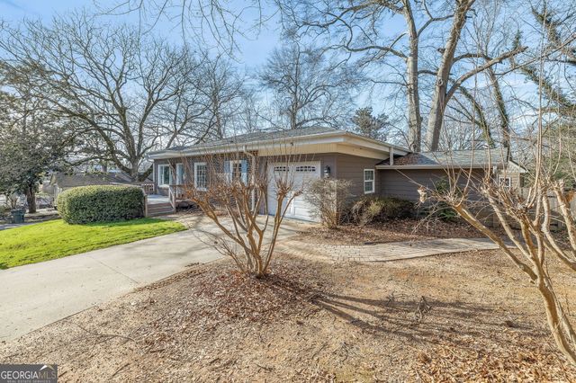 231 E Morgan Street, Clarkesville, GA 30523