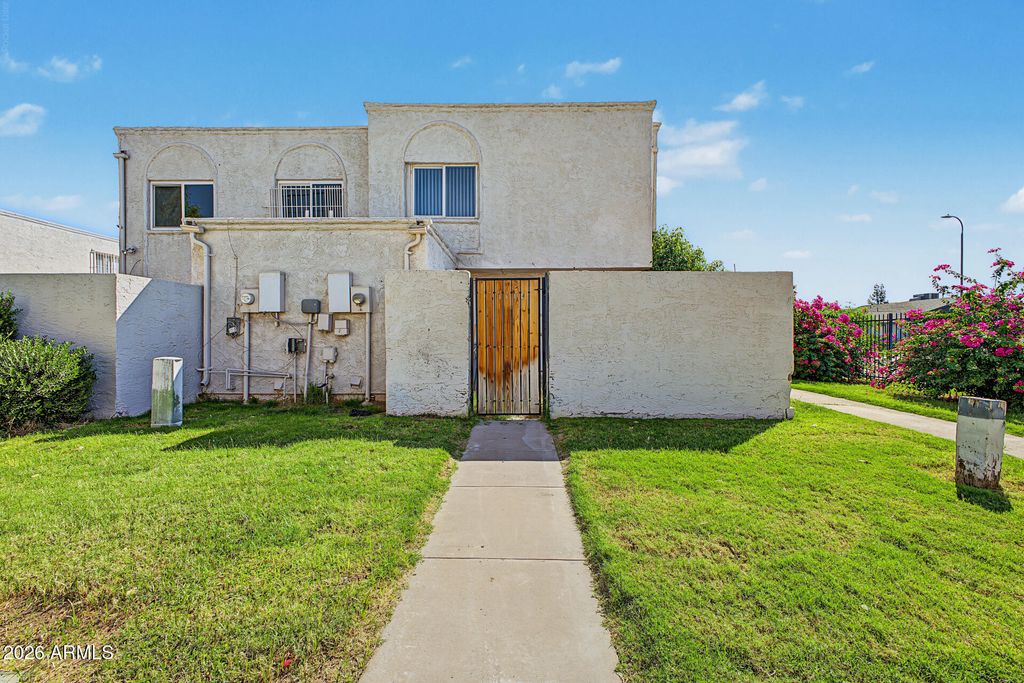 5204 N 42ND Lane, Phoenix, AZ 85019 — exterior
