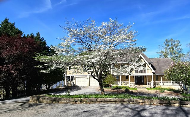 6641 Horseshoe Bend RD, Goodview, VA 24095