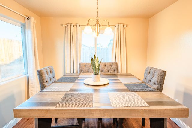 505 Forest Court, Woodlake, CA 93286