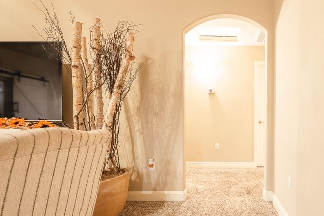 505 Forest Court, Woodlake, CA 93286