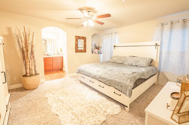 505 Forest Court, Woodlake, CA 93286