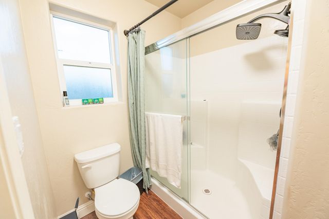 505 Forest Court, Woodlake, CA 93286