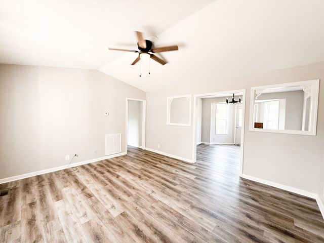 2661 Cummings Cir, Clarksville, TN 37042