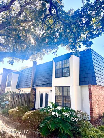 527 Front Beach Drive, 59, Ocean Springs, MS 39564