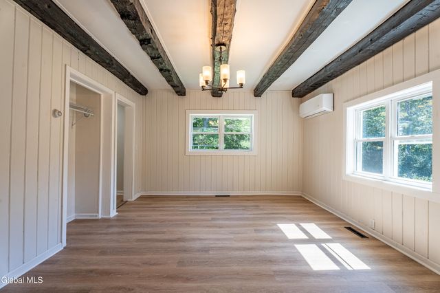 925 Washout Road, Glenville, NY 12302