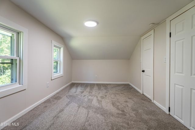 925 Washout Road, Glenville, NY 12302