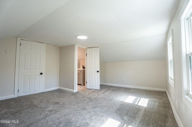 925 Washout Road, Glenville, NY 12302