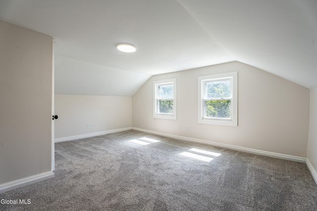 925 Washout Road, Glenville, NY 12302