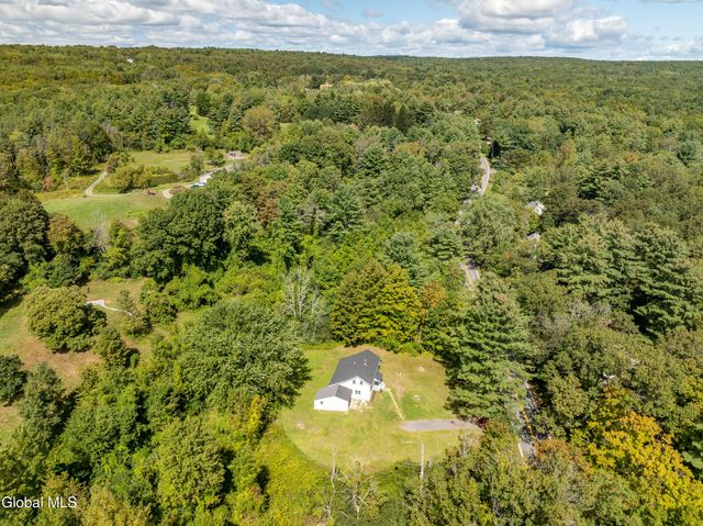 925 Washout Road, Glenville, NY 12302