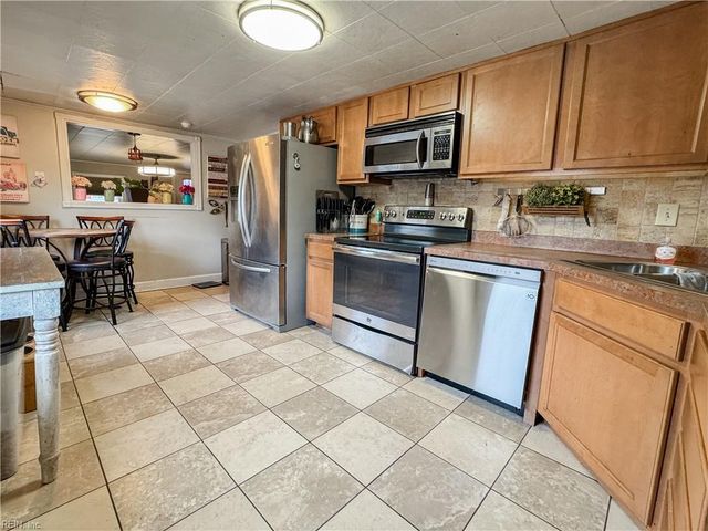710 Osborn AVE, Chesapeake, VA 23325