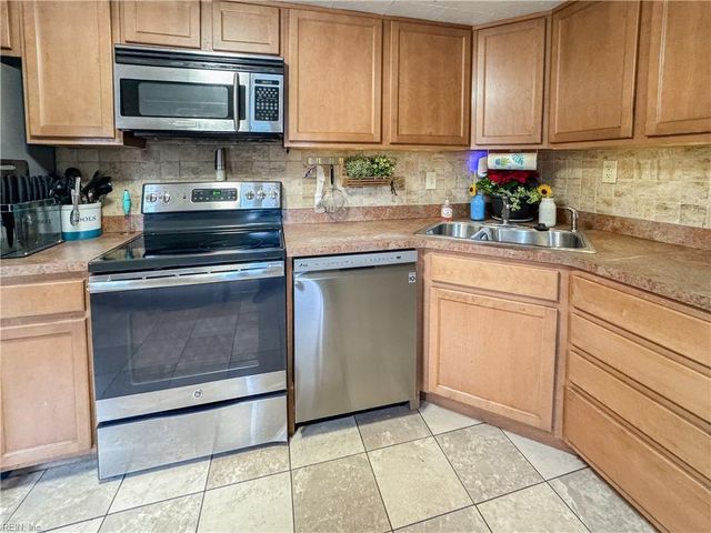 710 Osborn AVE, Chesapeake, VA 23325