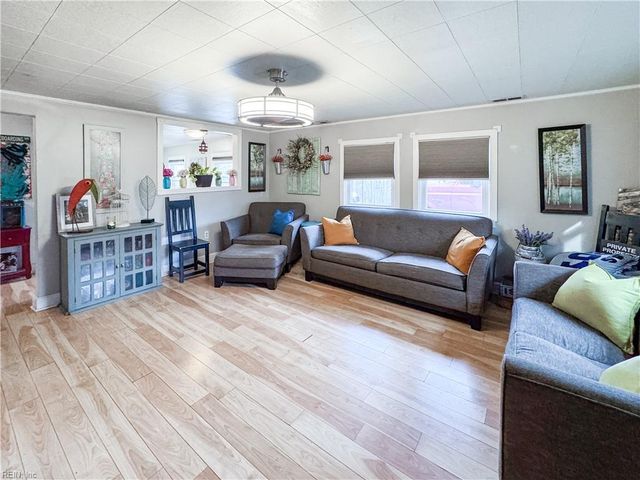 710 Osborn AVE, Chesapeake, VA 23325