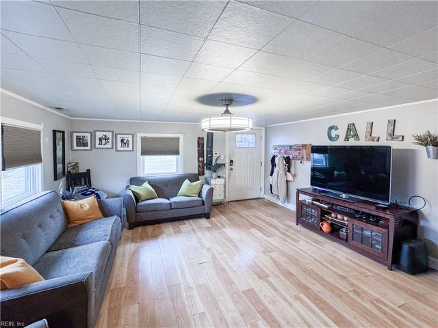 710 Osborn AVE, Chesapeake, VA 23325