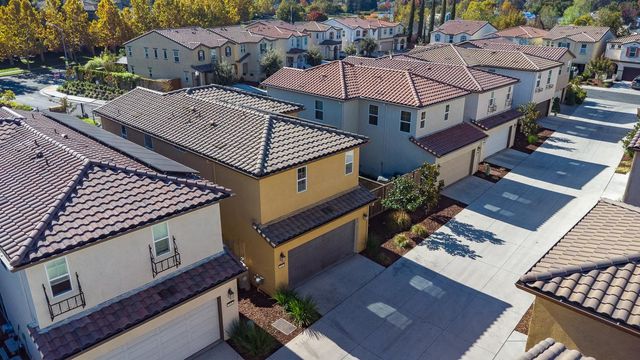 130 Bywell Bridge Cir, Sacramento, CA 95823