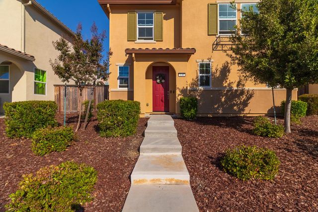 130 Bywell Bridge Cir, Sacramento, CA 95823