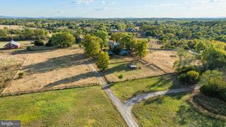 962 WADESVILLE RD, Berryville, VA 22611
