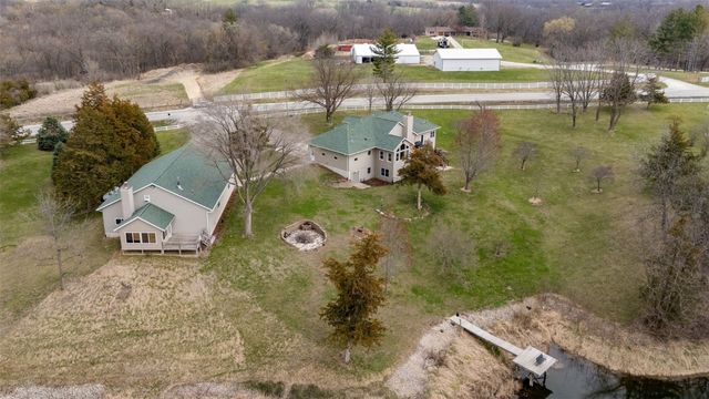 1321 NE Hickory Hollow Road, Solon, IA 52333