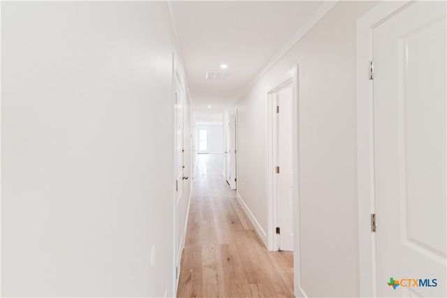 404 Bridge Street, Cuero, TX 77954