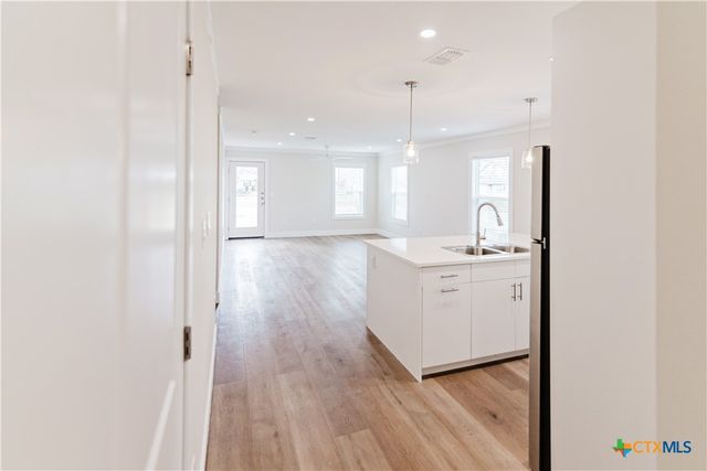 404 Bridge Street, Cuero, TX 77954