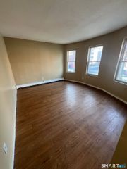 32 Bedford Street A, Hartford, CT 06120