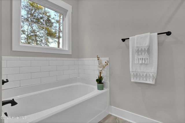 163 Bayshore Drive, Sneads Ferry, NC 28460