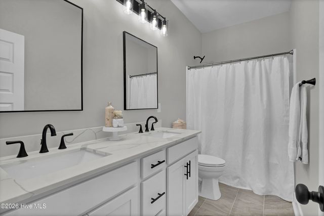 163 Bayshore Drive, Sneads Ferry, NC 28460