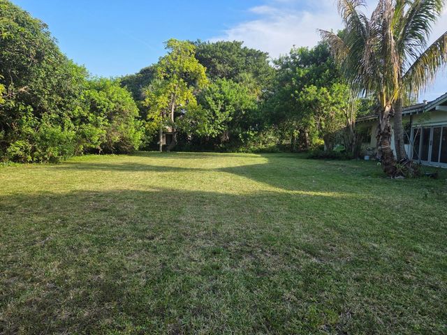 5250 Rock Island Road, Tamarac, FL 33319
