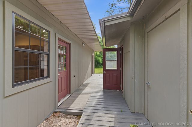 6504 463 Road, Hulbert, OK 74441