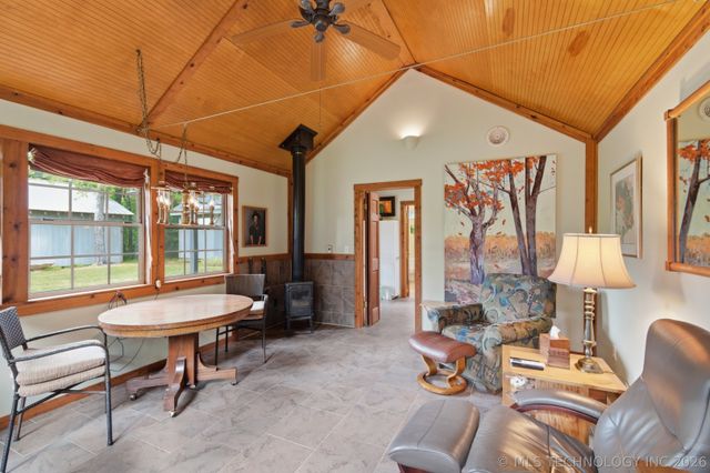 6504 463 Road, Hulbert, OK 74441