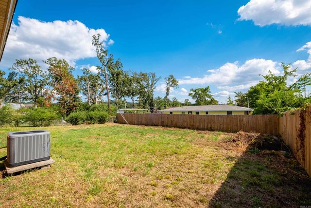 2215 Coors Drive, North Little Rock, AR 72218