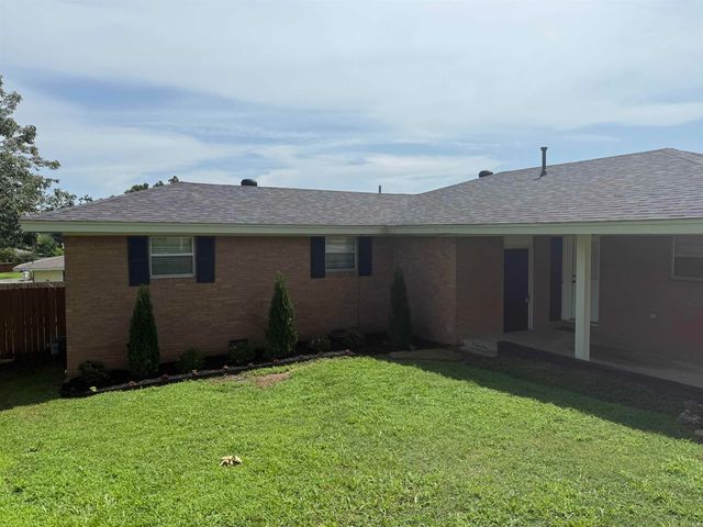 2215 Coors Drive, North Little Rock, AR 72218