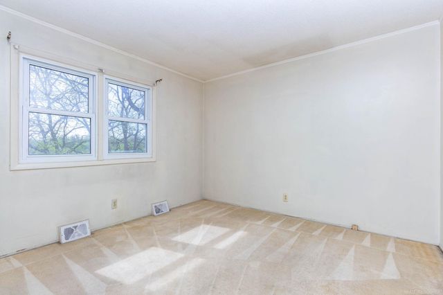 13281 Lake Pointe Boulevard, Van Buren Twp, MI 48111