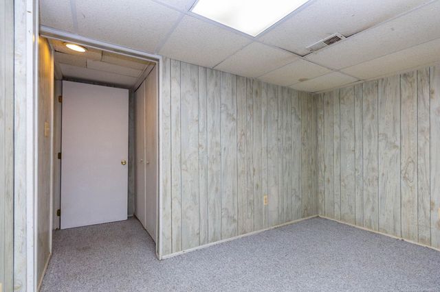 13281 Lake Pointe Boulevard, Van Buren Twp, MI 48111