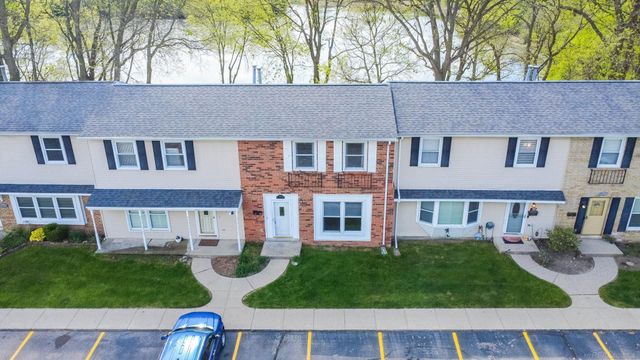 13281 Lake Pointe Boulevard, Van Buren Twp, MI 48111