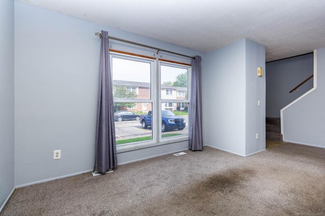13281 Lake Pointe Boulevard, Van Buren Twp, MI 48111