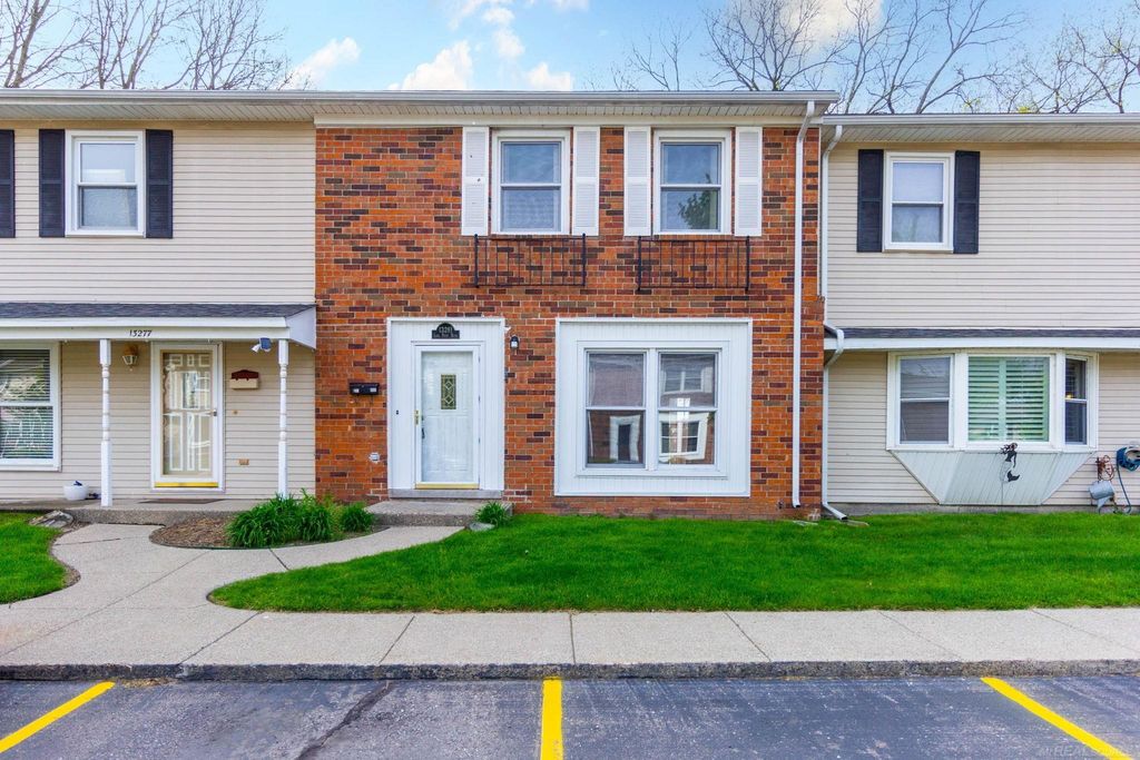 13281 Lake Pointe Boulevard, Van Buren Twp, MI 48111