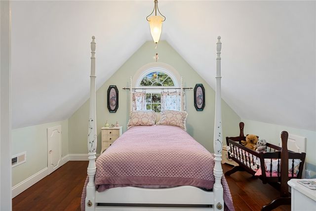 246 E Waters Edge Lane, West Union, SC 29696