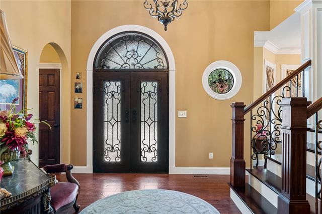 246 E Waters Edge Lane, West Union, SC 29696