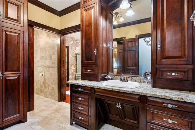 246 E Waters Edge Lane, West Union, SC 29696