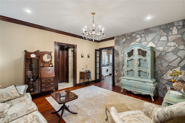 246 E Waters Edge Lane, West Union, SC 29696