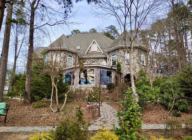 246 E Waters Edge Lane, West Union, SC 29696