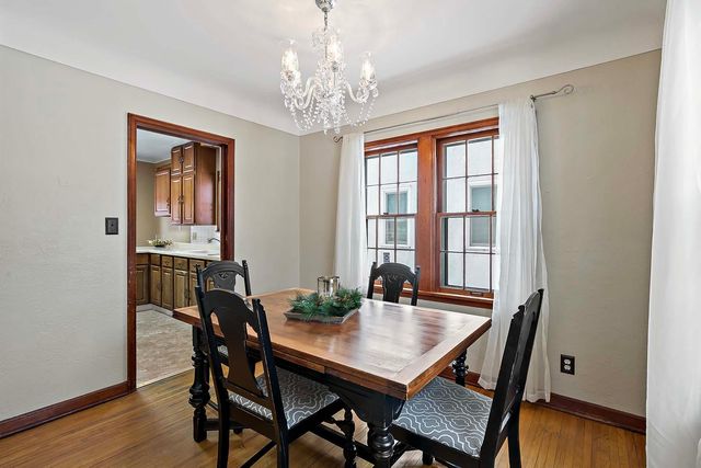 1926 Flandrau Street N, Maplewood, MN 55109