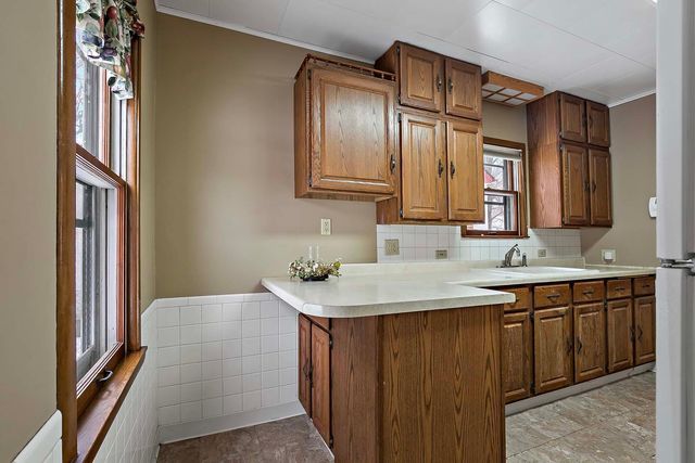 1926 Flandrau Street N, Maplewood, MN 55109