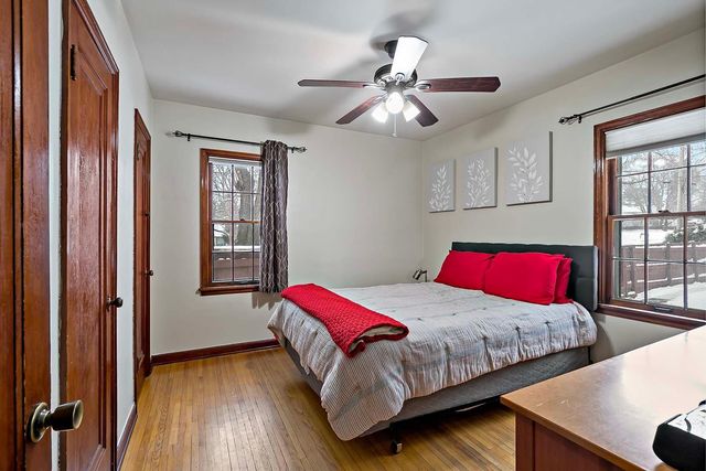 1926 Flandrau Street N, Maplewood, MN 55109