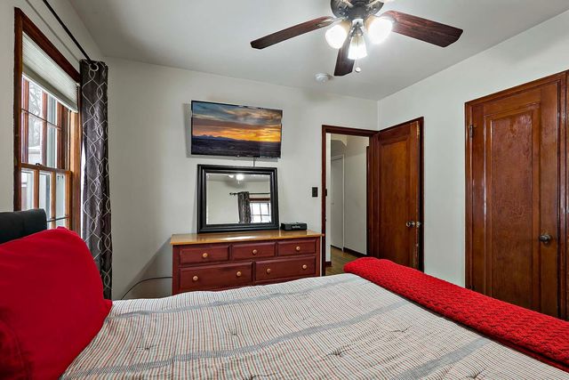 1926 Flandrau Street N, Maplewood, MN 55109